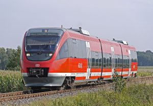 regional-train-1751758_1920